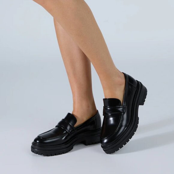 Tony Bianco Black Patent Leather Chunky Loafers Women’s Size 10 Excellent - Picture 12 of 13